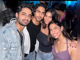 Suhana And Aryan Khan's Fun-Filled Moments With Cousins Alia And Arjun Chibba. Courtesy: Gauri Khan Suhana And Aryan Khan's Fun-Filled Moments With Cousins Alia And Arjun Chibba. Courtesy: Gauri Khan