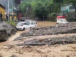 Heavy Rain In J&K's Ramban Triggers Flash Flood, Over 100 Rescued Heavy Rain In J&K's Ramban Triggers Flash Flood, Over 100 Rescued