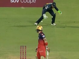 Jos Buttler Left Red-Faced, Apologises To Mohammed Siraj For Dropped Catch vs RCB - Watch