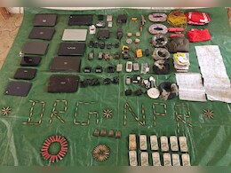 नक्सलियों ने अबूझमाड़ के जंगल में छिपा रखे थे लाखों रुपये, लैपटॉप और कई सामान, जवानों ने खोज निकाला 