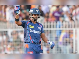 Nicholas Pooran: निकोलस पूरन ने ध्वस्त किया युवराज सिंह का रिकॉर्ड, आईपीएल में पूरे किए 150 छक्के Nicholas Pooran: निकोलस पूरन ने ध्वस्त किया युवराज सिंह का रिकॉर्ड, आईपीएल में पूरे किए 150 छक्के