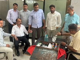 ACB Action: जयपुर में एसीबी की ताबड़तोड़ कार्रवाई,  AAO रिश्वत लेते गिरफ्तार; फर्जी डिग्री मामले में डॉक्टर पर FIR ACB Action: जयपुर में एसीबी की ताबड़तोड़ कार्रवाई,  AAO रिश्वत लेते गिरफ्तार; फर्जी डिग्री मामले में डॉक्टर पर FIR