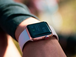 हेल्थ मोनिटरिंग, बिल पैमेंट और कॉल... Smartwatch के ये हैं वो फायदे जो कर देंगे आपको हैरान हेल्थ मोनिटरिंग, बिल पैमेंट और कॉल... Smartwatch के ये हैं वो फायदे जो कर देंगे आपको हैरान