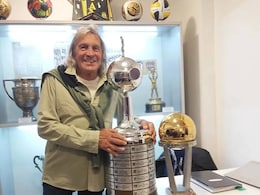 Legendary Argentine Goalkeeper Hugo Orlando Gatti Passes Away At 80