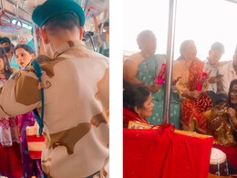 दिल्ली मेट्रो में महिलाओं ने किया कीर्तन, पुलिस को देखते ही पकड़ लिए कान, बोलीं- Sorry दिल्ली मेट्रो में महिलाओं ने किया कीर्तन, पुलिस को देखते ही पकड़ लिए कान, बोलीं- Sorry