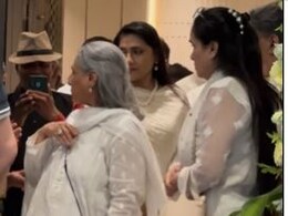 Viral Video: Jaya Bachchan Gets Angry At Fans Asking For Pics At Manoj Kumar's Prayer Meet Viral Video: Jaya Bachchan Gets Angry At Fans Asking For Pics At Manoj Kumar's Prayer Meet