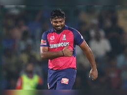 IPL 2025: राजस्थान को लगा दोहरा झटका, कप्तान संजू सैमसन के अगले मैच खेलने पर संशय IPL 2025: राजस्थान को लगा दोहरा झटका, कप्तान संजू सैमसन के अगले मैच खेलने पर संशय