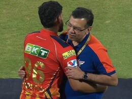 Sanjiv Goenka Hugs Shreyas Iyer After IPL 2025 Match. Internet Explodes With 'Rishabh Pant' Memes