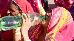 Rajasthan Weather: बाड़मेर समेत पश्चिमी राजस्थान में तापमान 42 डिग्री के पार, अगले 4 दिन तक चलेगी लू