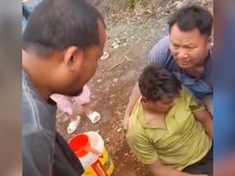 Ethnic Division Set Aside, Kukis Help Meitei Driver Injured In Accident In Manipur's Kangpokpi Ethnic Division Set Aside, Kukis Help Meitei Driver Injured In Accident In Manipur's Kangpokpi