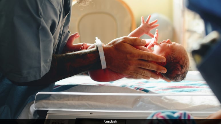 बेऔलाद दंपतियों से 44 लाख तक वसूलती थी डॉक्‍टर, फिर थमा देती थी दूसरों के बच्चे, 80 परिवारों को दिया धोखा