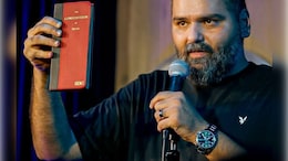 BookMyShow Dropped Kunal Kamra From Artist List, Claims Sena. Comic Reacts