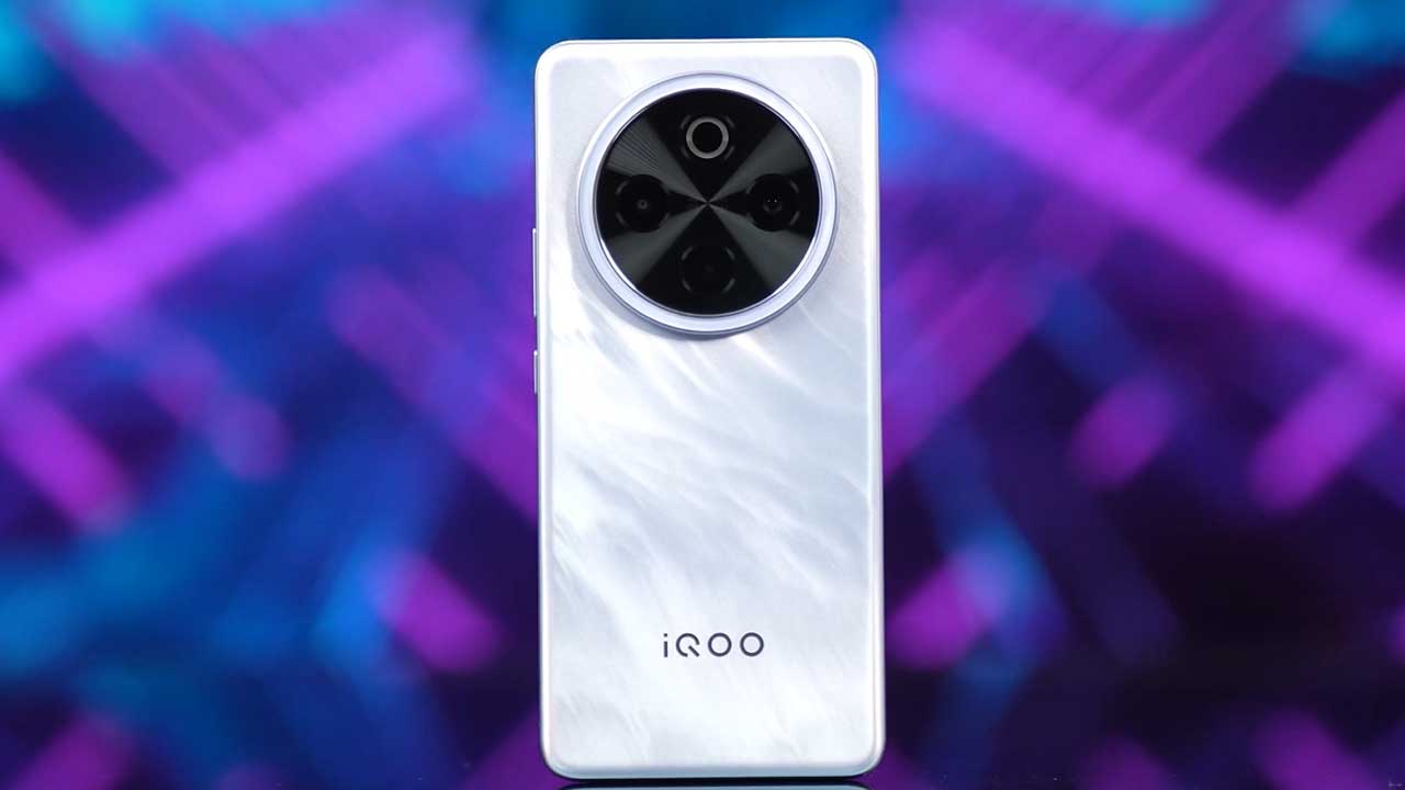 Gadgets 360 With Technical Guruji: iQOO Z10