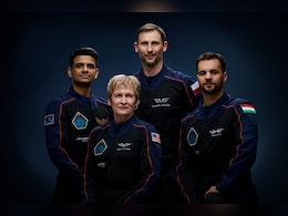 Indian Astronaut शुभांशु शुक्ला मई में अंतरराष्ट्रीय अंतरिक्ष स्टेशन के लिए भरेंगे उड़ान, निभाएंगे पायलट की भूमिका  Indian Astronaut शुभांशु शुक्ला मई में अंतरराष्ट्रीय अंतरिक्ष स्टेशन के लिए भरेंगे उड़ान, निभाएंगे पायलट की भूमिका