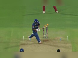 LSG vs DC: बल्लेबाजी से डरने लगे हैं 27 करोड़ी ऋषभ पंत? 7वें नंबर पर आए बल्लेबाजी को, 2 गेंद में काम तमाम LSG vs DC: बल्लेबाजी से डरने लगे हैं 27 करोड़ी ऋषभ पंत? 7वें नंबर पर आए बल्लेबाजी को, 2 गेंद में काम तमाम