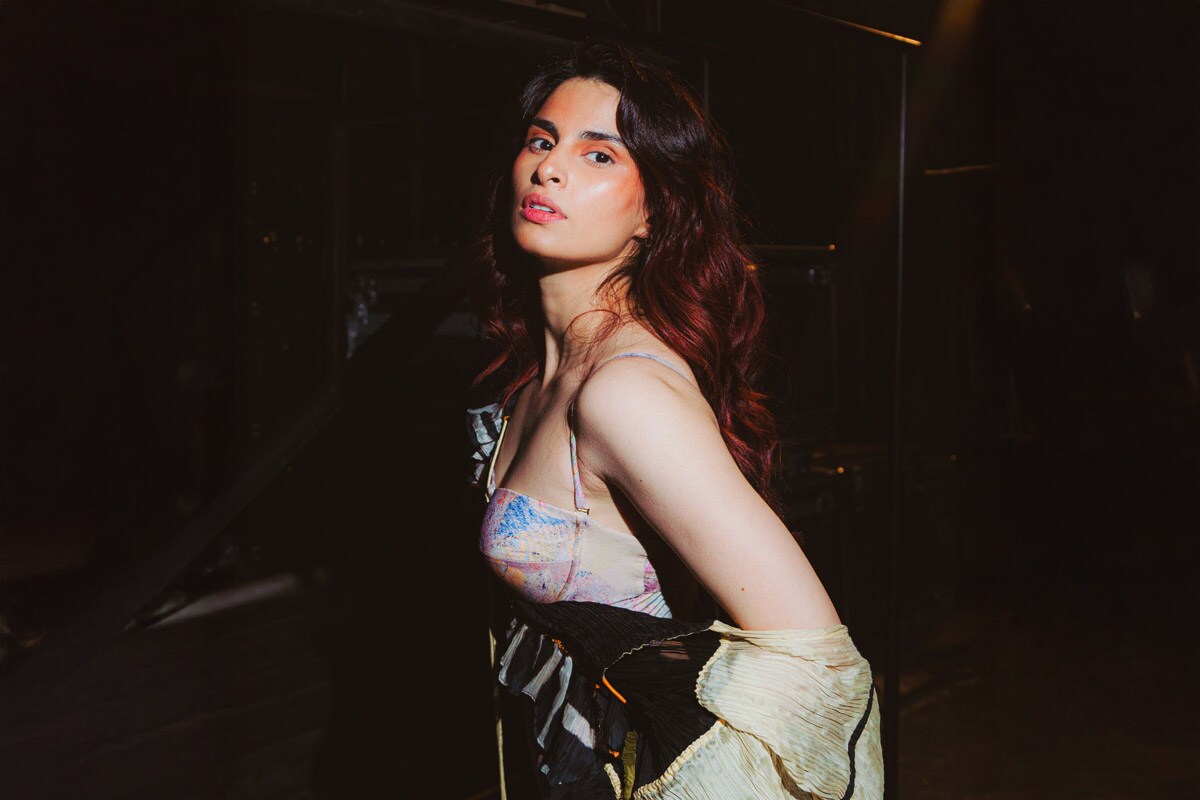 Aisha Ahmed Oozes Oomph in this Look; See Pics