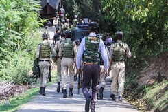 Pakistan Violates Ceasefire Across Line Of Control For 4th Night Pakistan Violates Ceasefire Across Line Of Control For 4th Night