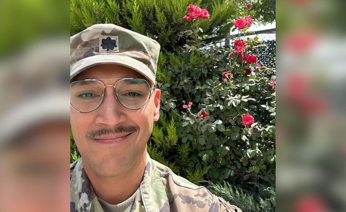 Ню Делхи лейтенант на армията на американската армия който работи