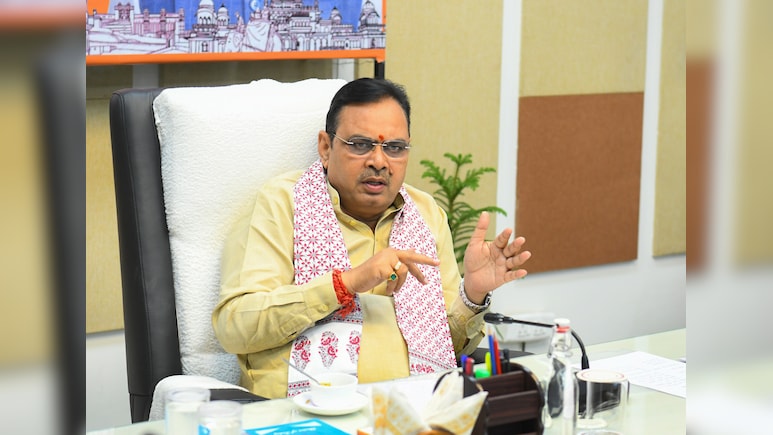 मेट्रो कॉरिडोर को लेकर सीएम भजनलाल की बैठक, अधिकारियों को नए मेट्रो स्टेशन बनाने के दिए निर्देश