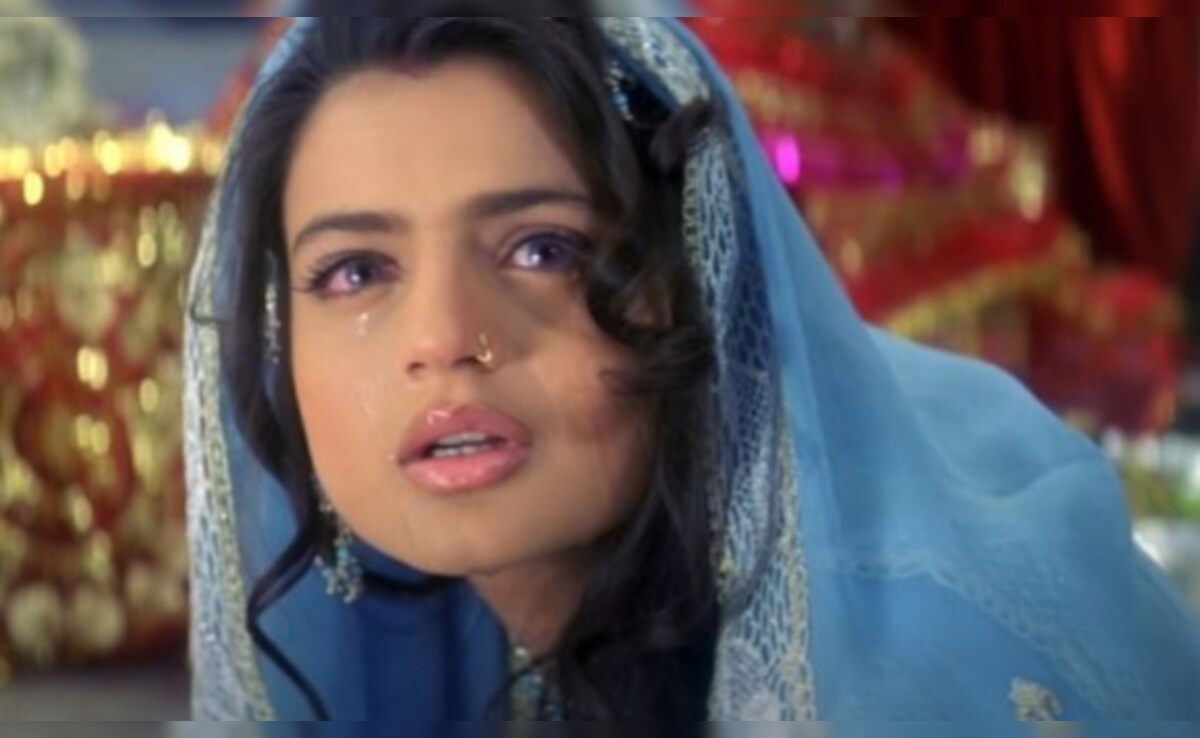 অ্যামিশা প্যাটেল গাদর ২ এর পরিচালক অনিল শর্মার বিরুদ্ধে গুরুতর অভিযোগ করেছিলেন, বলেছিলেন- আমাকে প্রতারণা করা হয়েছে অ্যামিশা প্যাটেল গাদর ২ এর পরিচালক অনিল শর্মার বিরুদ্ধে গুরুতর অভিযোগ করেছিলেন, বলেছিলেন- আমাকে প্রতারণা করা হয়েছে