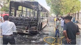 Kota Bus Fire: सड़क पर दौड़ती सिटी बस में अचानक लग गई भीषण आग, अंदर बैठी थीं 15 से 20 सवारियां