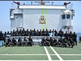 Drugs Worth Rs 1,800 Crore Dumped By Smugglers In Gujarat Sea Off Seized Drugs Worth Rs 1,800 Crore Dumped By Smugglers In Gujarat Sea Off Seized