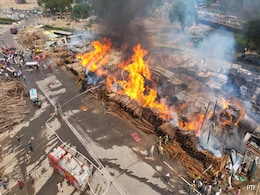 Massive Fire At Prayagraj Warehouse, Company Supplied Tents To Maha Kumbh Massive Fire At Prayagraj Warehouse, Company Supplied Tents To Maha Kumbh