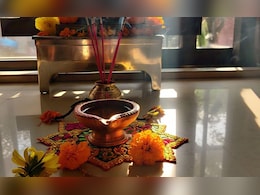 Akshaya Tritiya 2025 Date: कब है अक्षय तृतीया? जानें तिथि, शुभ मुहूर्त, ऐसे करें पूजा Akshaya Tritiya 2025 Date: कब है अक्षय तृतीया? जानें तिथि, शुभ मुहूर्त, ऐसे करें पूजा