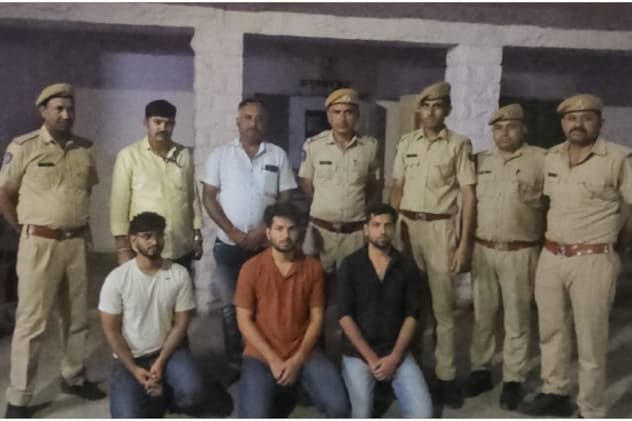 जोधपुर के एसएन मेडिकल कॉलेज में मारपीट के मामले में तीन स्टूडेंट्स को गिरफ्तार किया गया है. जोधपुर के एसएन मेडिकल कॉलेज में मारपीट के मामले में तीन स्टूडेंट्स को गिरफ्तार किया गया है.