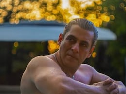 After <i>Andaz Apna Apna</i> Re-Release, Salman Khan Sports Muscles In Swimming Pool Pics: "<i>Eelloji Sanam Hum Aa Gaye</i>" After <i>Andaz Apna Apna</i> Re-Release, Salman Khan Sports Muscles In Swimming Pool Pics: "<i>Eelloji Sanam Hum Aa Gaye</i>"