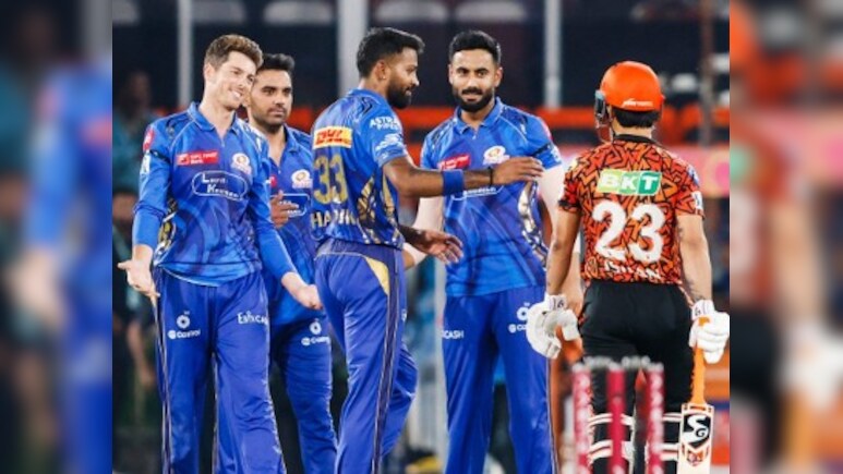 MI vs SRH: 'ऐसा ड्रामा!' ईशान किशन ने खुद के पैर पर मारी कुल्हाड़ी, बीच मैदान में ये फैसला लेकर विश्व क्रिकेट को चौंकाया - VIDEO MI vs SRH: 'ऐसा ड्रामा!' ईशान किशन ने खुद के पैर पर मारी कुल्हाड़ी, बीच मैदान में ये फैसला लेकर विश्व क्रिकेट को चौंकाया - VIDEO