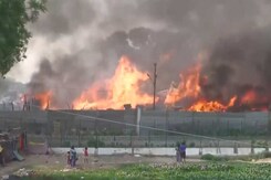 Massive Fire Breaks Out In Prayagraj Tent Supplier Warehouse Massive Fire Breaks Out In Prayagraj Tent Supplier Warehouse