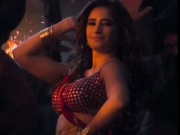 Rasha Thadani Reveals How Raveena Tandon Trained Her For <i>Uyi Amma</i>: "Would Make Me Watch Rekha, Saroj Khan Videos" Rasha Thadani Reveals How Raveena Tandon Trained Her For <i>Uyi Amma</i>: "Would Make Me Watch Rekha, Saroj Khan Videos"