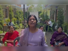Tourist In Kashmir: कश्मीर में फंसे छत्तीसगढ़ के 60 से ज्यादा टूरिस्ट, बोले- खौफनाक मंजर है, सरकार जल्द से जल्द निकालें Tourist In Kashmir: कश्मीर में फंसे छत्तीसगढ़ के 60 से ज्यादा टूरिस्ट, बोले- खौफनाक मंजर है, सरकार जल्द से जल्द निकालें