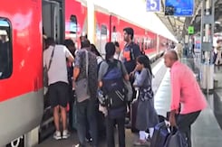 Indian Railways Arranges Special Trains To Help Stranded Tourists After Pahalgam Terror Attack Indian Railways Arranges Special Trains To Help Stranded Tourists After Pahalgam Terror Attack