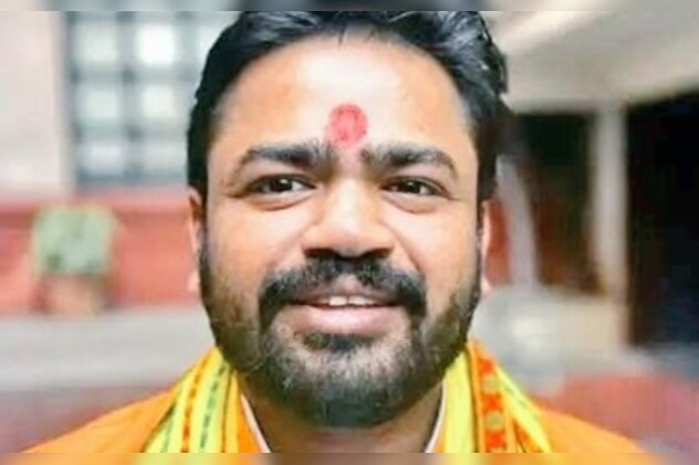 वकील विष्णु गुप्ता ने शिव मंदिर होने का दावा करने वाली याचिका दायर की थी वकील विष्णु गुप्ता ने शिव मंदिर होने का दावा करने वाली याचिका दायर की थी