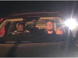 Rajasthan Proselytization: कोटा के मोतीपुरा गांव में हंगामा, बजरंग दल ने 50 से ज्यादा लोगों का कथित धर्मांतरण करवा रहे लोगों को पकड़ा Rajasthan Proselytization: कोटा के मोतीपुरा गांव में हंगामा, बजरंग दल ने 50 से ज्यादा लोगों का कथित धर्मांतरण करवा रहे लोगों को पकड़ा