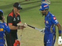 Umpire Checks Hardik Pandya's Bat During IPL Clash Between MI And DC - Here's Why Umpire Checks Hardik Pandya's Bat During IPL Clash Between MI And DC - Here's Why