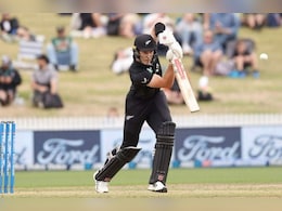 NZ vs PAK, 2nd ODI: वनडे में 99 रन पर नाबाद रहने वाले दुनिया के 16 बल्लेबाज, न्यूजीलैंड के मिशेल हे ने दोहराया इतिहास NZ vs PAK, 2nd ODI: वनडे में 99 रन पर नाबाद रहने वाले दुनिया के 16 बल्लेबाज, न्यूजीलैंड के मिशेल हे ने दोहराया इतिहास