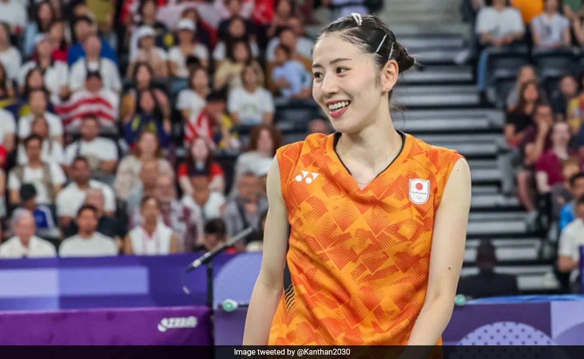 японският играч на бадминтон Чихару Шида публично помоли китайските си