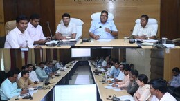 CG News: छत्तीसगढ़ के एक जिले से मिली 1.45 लाख शिकायतें, कलेक्टर ने CMO को किया सस्पेंड व 15 अफसरों को भेजा नोटिस