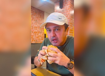 Watch: Ali Asgar's Foodie Video Comes With A LOL Twist Watch: Ali Asgar's Foodie Video Comes With A LOL Twist
