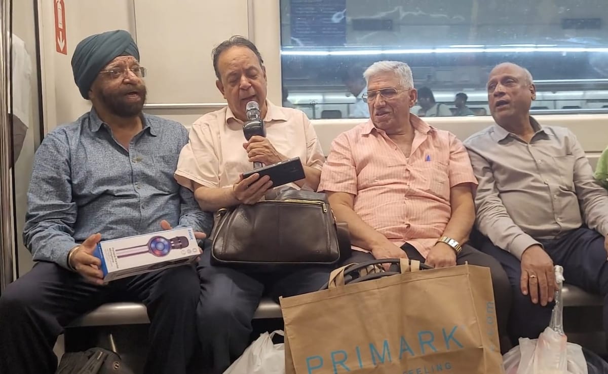 Пътуването през метрото в Делхи е различна топка Не ние