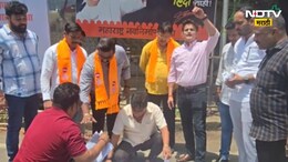 MNS Protest: हिंदीच्या सक्तीविरोधात मनसे मैदानात! शासकीय GRची होळी, टोकाच्या संघर्षाचा इशारा