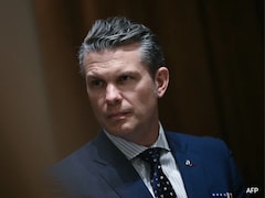 Plane Carrying US Defence Secretary Makes Emergency Landing In UK