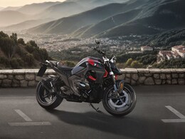 BMW R 1300 R Unveiled With 145 HP Boxer Engine