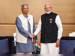 बयानबाजी से बचें, बांग्लादेश में हिंदुओं की रक्षा… यूनुस से मुलाकात में PM मोदी की दो टूक बयानबाजी से बचें, बांग्लादेश में हिंदुओं की रक्षा… यूनुस से मुलाकात में PM मोदी की दो टूक