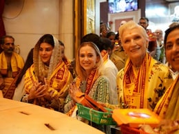 मां की मौत के 14 दिन बाद सिद्धिविनायक पहुंचीं जैकलीन फर्नांडिस, बहुत खास थी वजह मां की मौत के 14 दिन बाद सिद्धिविनायक पहुंचीं जैकलीन फर्नांडिस, बहुत खास थी वजह