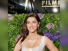 Kriti Sanon Keeps It Glitzy And Glamorous In A Silver Embellished Gown Kriti Sanon Keeps It Glitzy And Glamorous In A Silver Embellished Gown