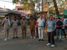 नींद खुलते ही शहर की गलियों में निरीक्षण करने पहुंच गए बारां कलेक्टर, अधिकारियों के उड़े होश